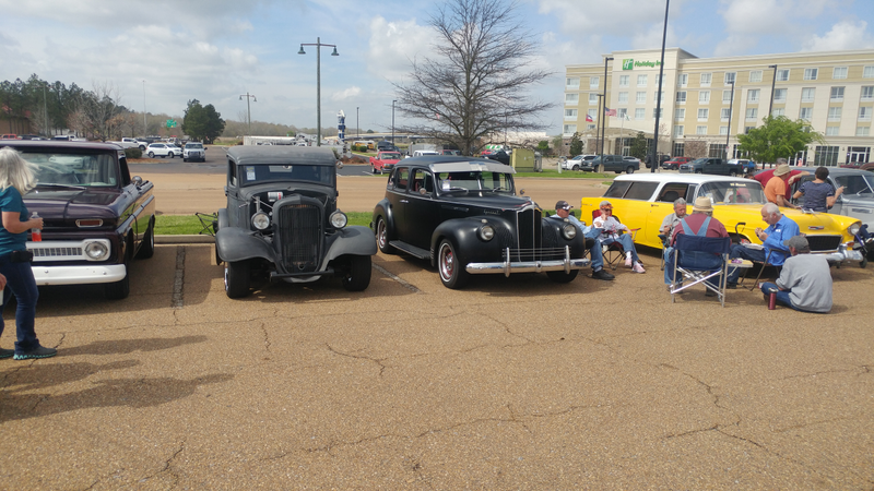 Illustration for article titled 40th Annual Dixie Rod Run